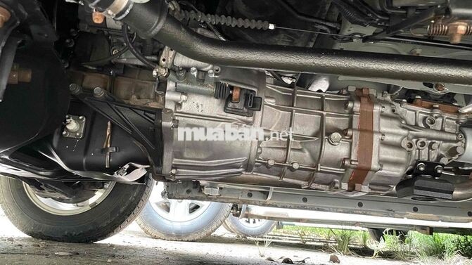 Xe khách Toyota Hiace Bạc