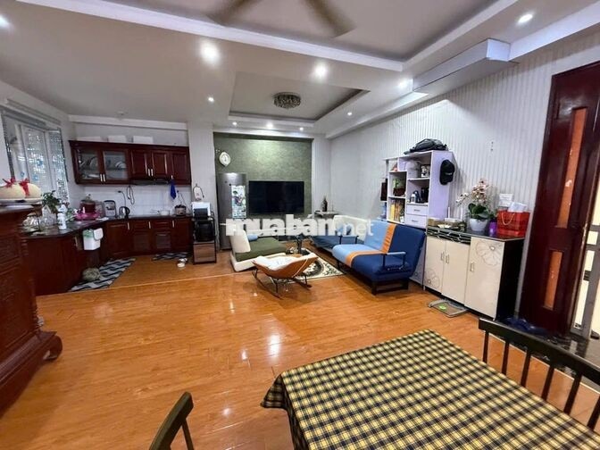 Chính chủ cho thuê nhà N08B Thành Thái Công viên Cầu Giấy
