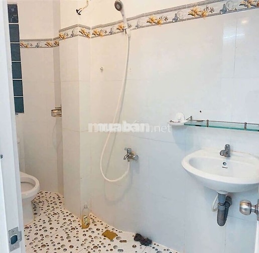 Phòng trọ ko chung chủ, gần CV Lê Thị Riêng