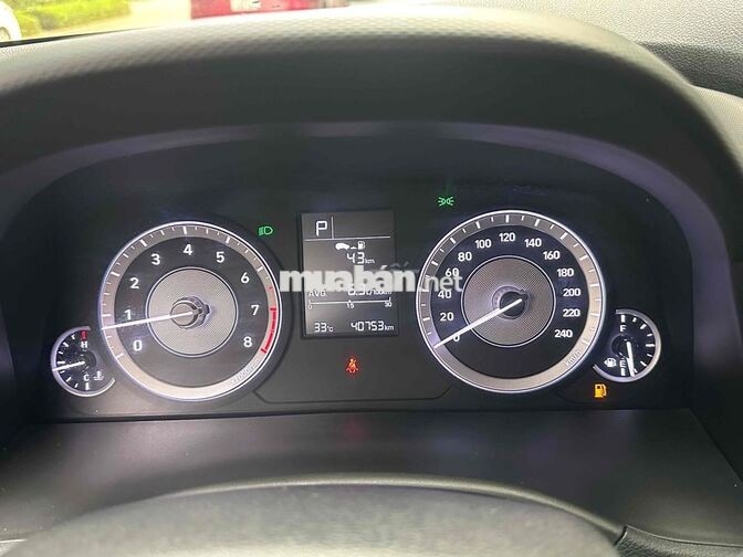 Hyundai Creta 2024 1.5AT Tiêu chuẩn Trắng 4 vạn km