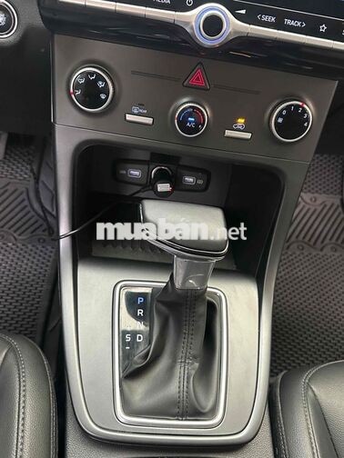 Hyundai Creta 2024 1.5AT Tiêu chuẩn Trắng 4 vạn km