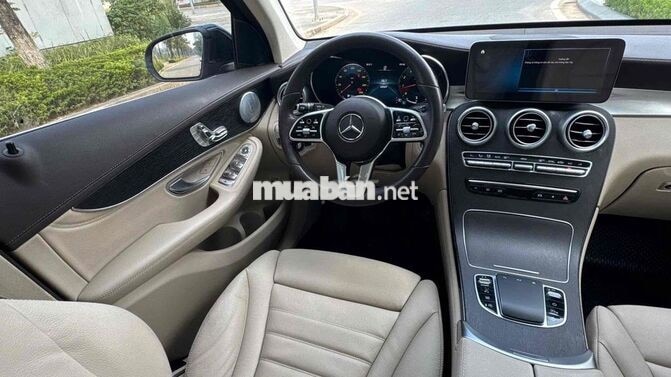 Mercedes-Benz GLC300 4matic 2020 siêu mới đẹp chât