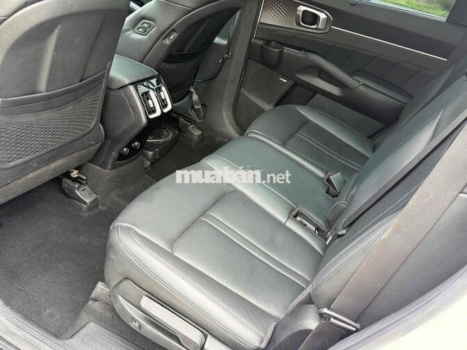 Kia Sorento Signature full dầu 2024 siêu mới đẹp.