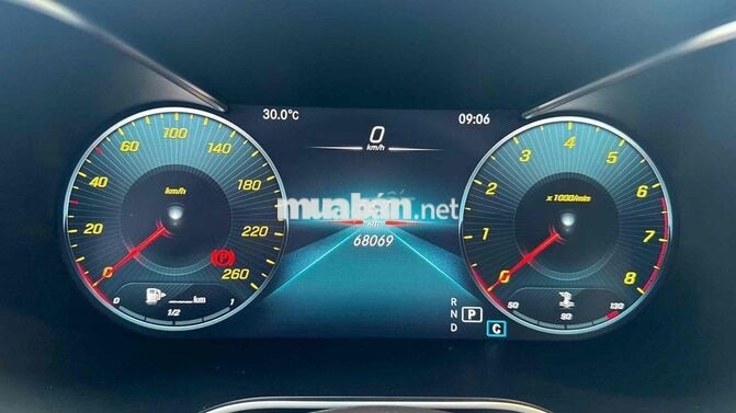 Mercedes-Benz GLC300 4matic 2020 siêu mới đẹp chât