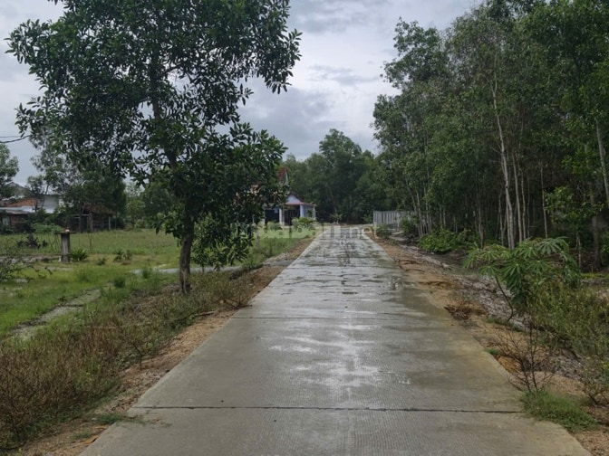 CHÍNH CHỦ BÁN GẤP LÔ ĐẤT GẦN QUỐC LỘ 1A - XÃ TAM ANH TP ĐÀ NĂ