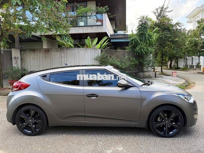 Hyundai Veloster Xám Tự động 2012 Đi Phong Cách