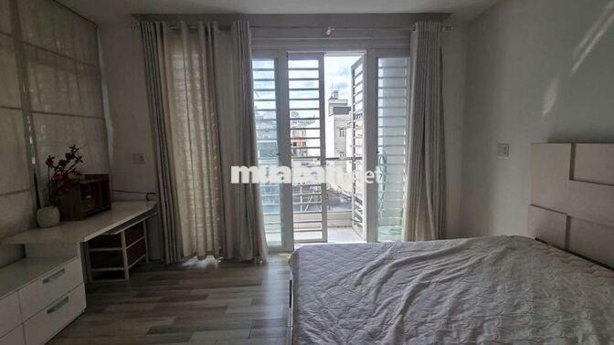 Tìm nữ sinh viên ở ghép Q3 – phòng 20m², 2,75tr/người