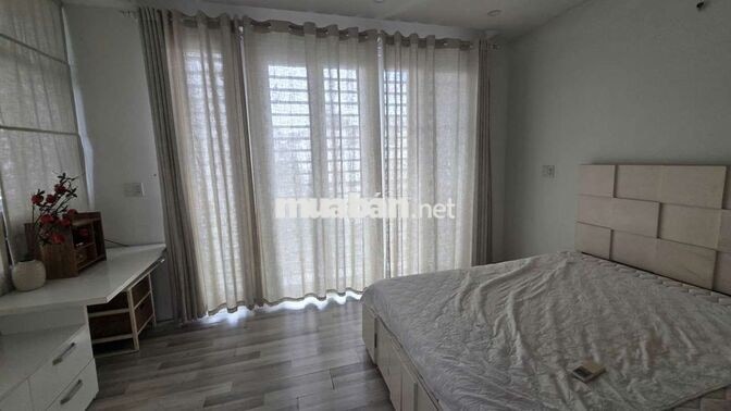 Tìm nữ sinh viên ở ghép Q3 – phòng 20m², 2,75tr/người