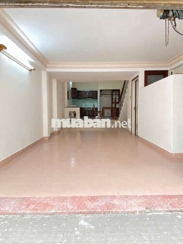 17Tr nguyên căn 4x18m, 3PN, 4WC Hoàng Hoa Thám