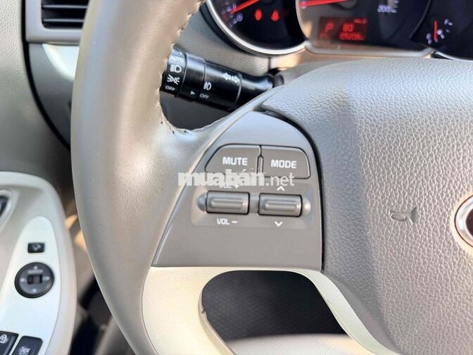 KIA Morning SI 2018 Trắng 100000 km