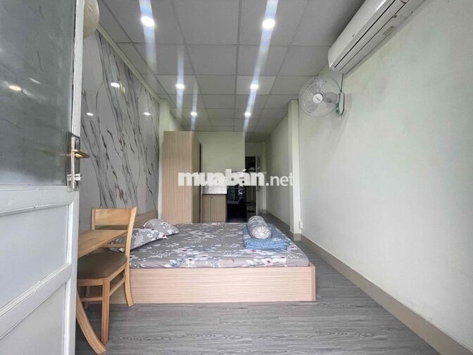 🔥PHÒNG BAN CÔNG FULL NỘI THẤT_GẦN CV GIA ĐỊNH_KHU SÂN BAY