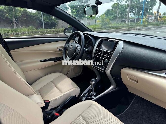 Toyota Yaris 1.5G 2020