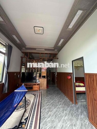 Nhà mới xây chủ để lại toàn bộ nội thất cao cấp