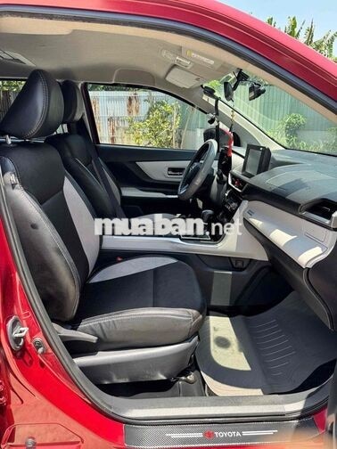 Toyota Veloz Cross 2022 Đỏ Việt Nam