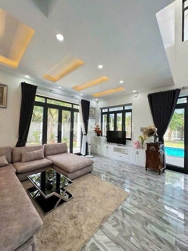 Biệt Thự Nghĩ Dưỡng ~ 800m Có Hồ Bơi - Sân Vườn  Thuộc Xã Nhị Bình, 