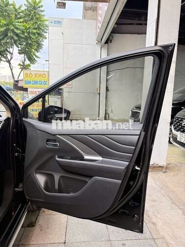 Mitsubishi Xpander 1.5 AT 2021 - Đen  - 65000km