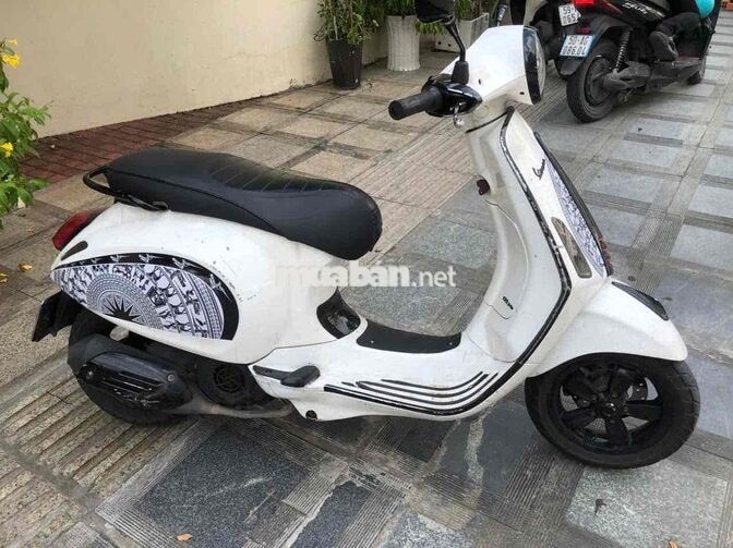 Piaggio Vespa 3VIE 2014 125cc Trắng