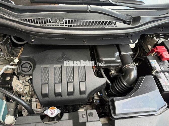 Mitsubishi Xpander 1.5 AT 2021 - Đen  - 65000km