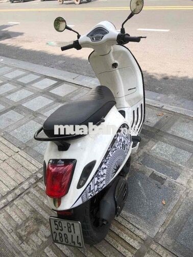 Piaggio Vespa 3VIE 2014 125cc Trắng