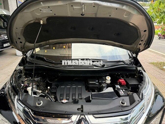 Mitsubishi Xpander 1.5 AT 2021 - Đen  - 65000km