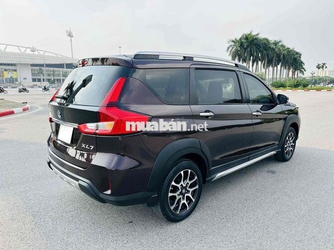 Suzuki XL7 1.5AT 7 chỗ 2020 chạy 3,6v km