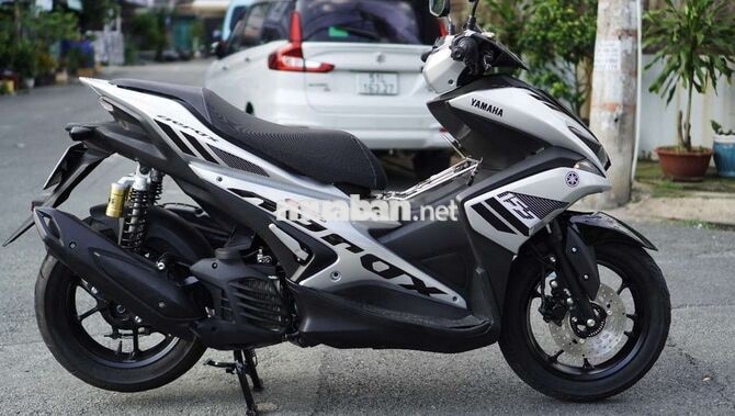 Yamaha NVX 155 V1 ABS 2017 Bạc Porsche 32k