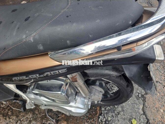 Honda Air Blade 2012 Đen, Vàng đồng 45000 km