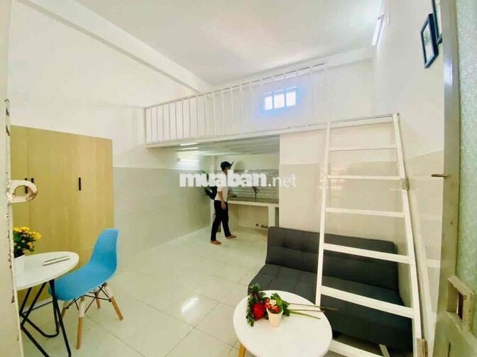 PHÒNG GÁC CỬA SỔ TRỜI RỘNG THOÁNG NGAY KHU K300