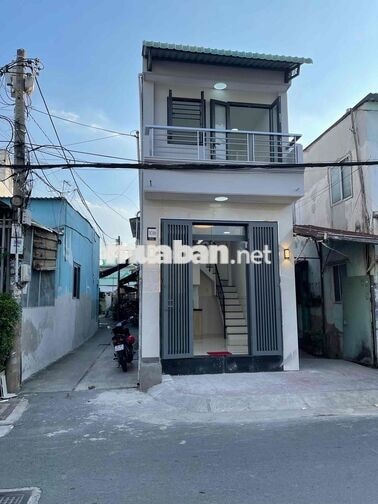 Nhà Mặt Tiền gần chợ trường học thích hợp kinh doanh mua bán