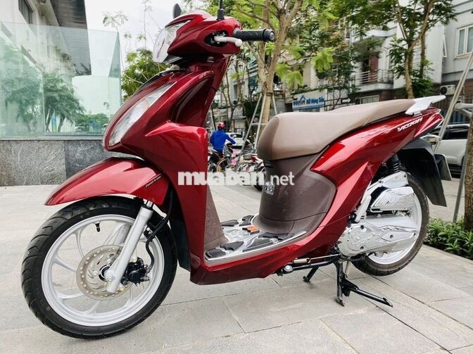 Honda Vision 2025 Cao Cấp màu Đỏ
