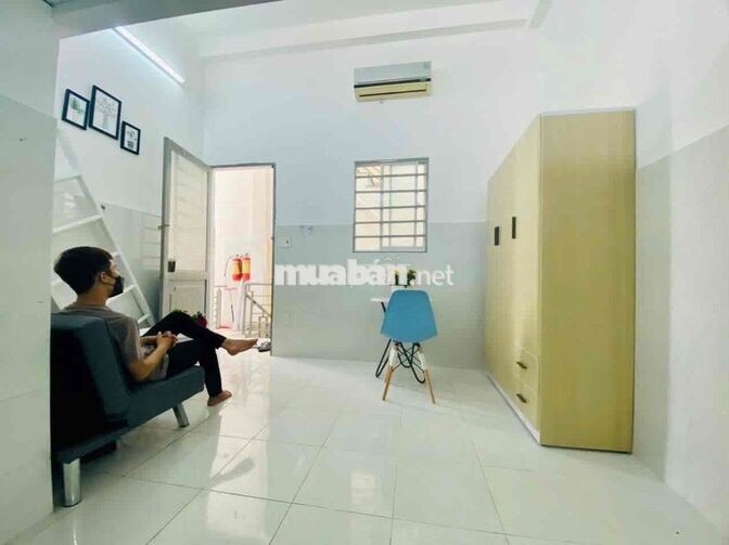 PHÒNG GÁC CỬA SỔ TRỜI RỘNG THOÁNG NGAY KHU K300