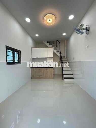 Nhà Mặt Tiền gần chợ trường học thích hợp kinh doanh mua bán