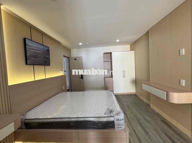 Cho thuê khách sạn góc 2MT HXT Trần Đình Xu Q1. - Diện tích: 8x20m - K