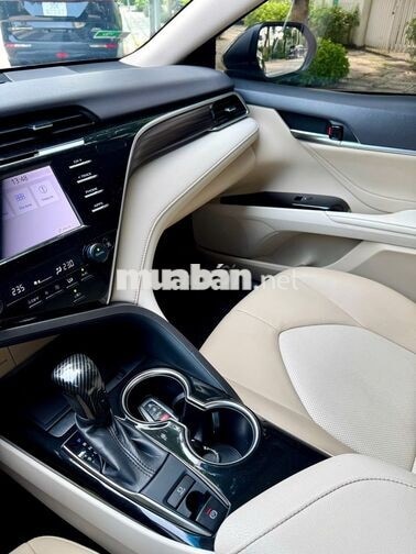 TOYOTA CAMRY 2.0G SX 2019 ZIN 9 VẠN FULL LỊCH SỬ