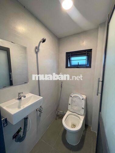 Nhà Mặt Tiền gần chợ trường học thích hợp kinh doanh mua bán