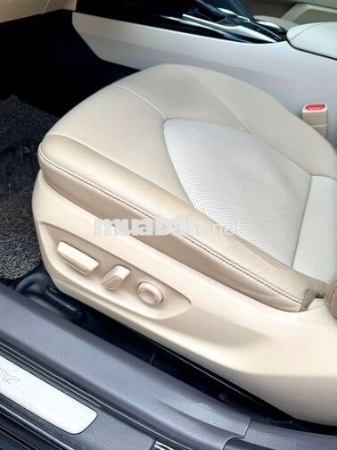 TOYOTA CAMRY 2.0G SX 2019 ZIN 9 VẠN FULL LỊCH SỬ