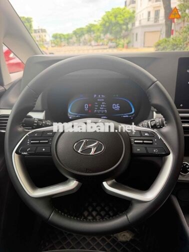 Hyundai Stargazer 1.5 Đặc Biệt 2022 Xám 7 chỗ