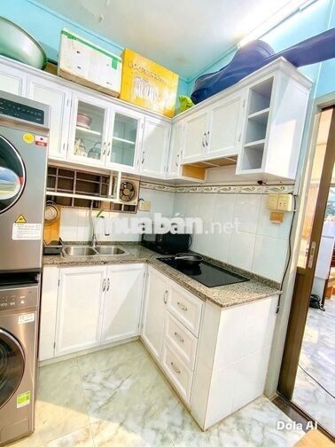 Bán căn hộ 31m2 đường Bàu Cát 6, phường Tân Bình, TP. HCM 1,78tỷ