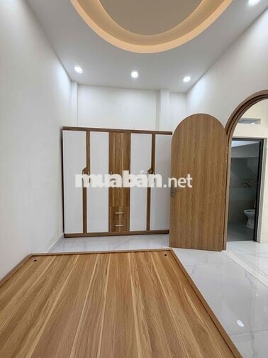 4.8 Tỷ,  3 PN (Có P.Ngủ Tầng Trệt), Full Nội Thất, Hẻm ô tô thông