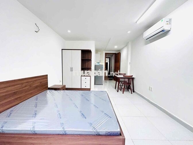 Cho thuê căn hộ studio ban công máy giặt full nt Lý Thường Kiệt Quận 5