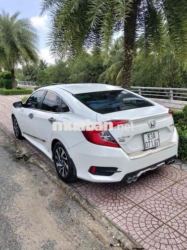 Honda Civic Trắng 103095 km