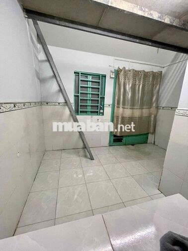 Phòng trọ trệt 20m2 đường Nguyễn Văn Quỳ