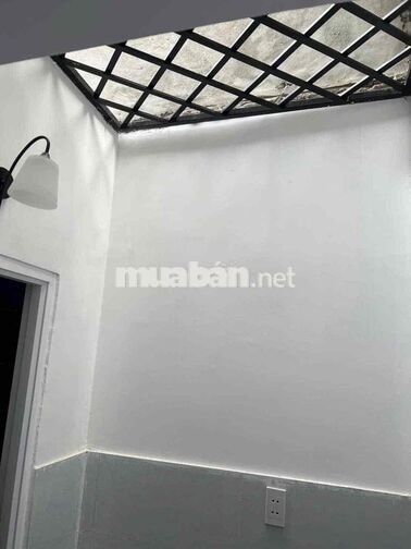 BÁN NHÀ ĐƯỜNG SỐ 3, GÒ VẤP,  2 PN GẦN CÔNG VIÊN LÀNG HOA. NHÀ MỚI VÀO