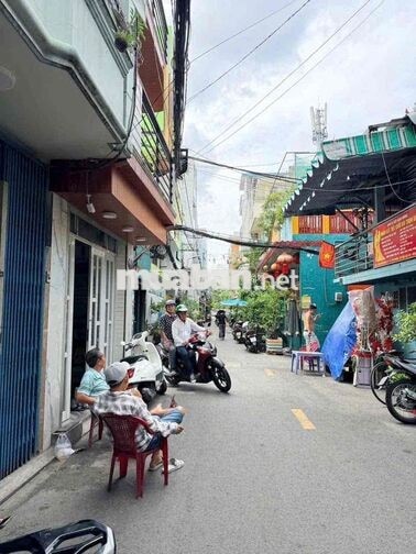 Cho thuê nhà mặt tiền đường Ngô Thời Nhiệm PN - nhà 1 trệt 2 lầu