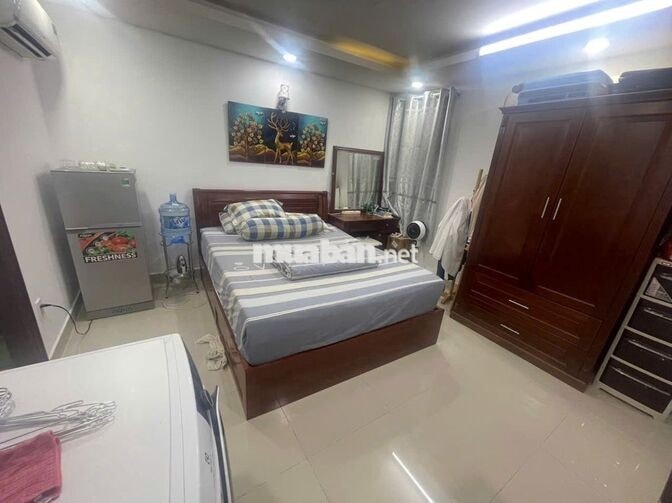 Cho thuê phòng 30m2 đường Lưu Nhân Chú - Full nội thất