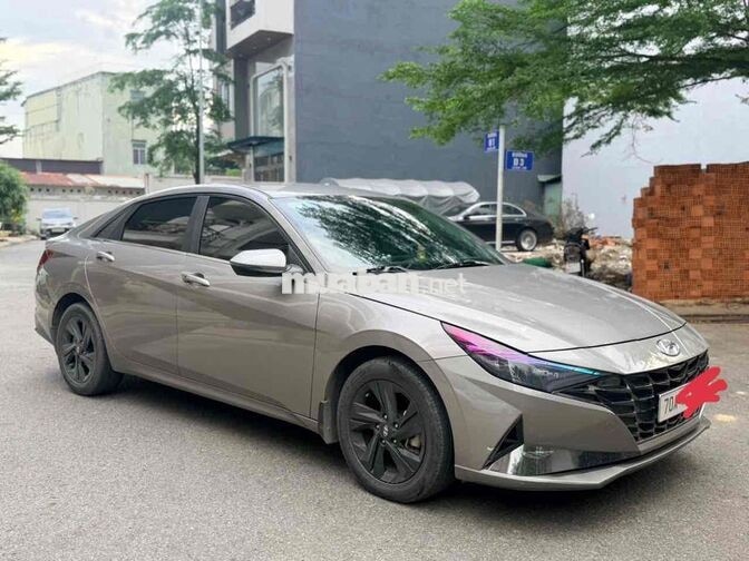 Hyundai Elantra 2022 1.6 mẫu mới rất đẹp gd giá rẻ