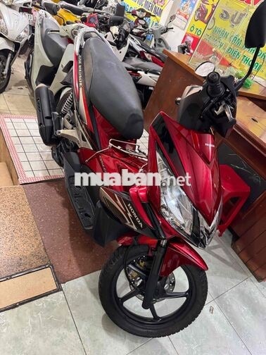 Honda Air Blade Thái Lan màu Đỏ