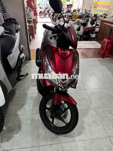 Honda Air Blade Thái Lan màu Đỏ