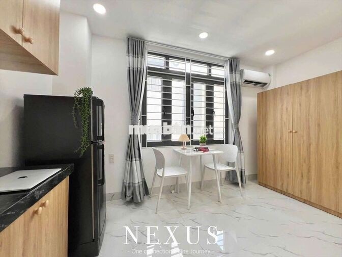 Studio full nội thất cửa sổ trời bao thoáng