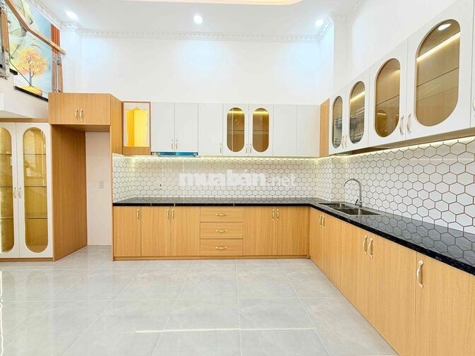NHÀ MỚI HXH SAU CHỢ ĐÔNG THẠNH CHÍNH CHỦ BÁN GẤP 4T190